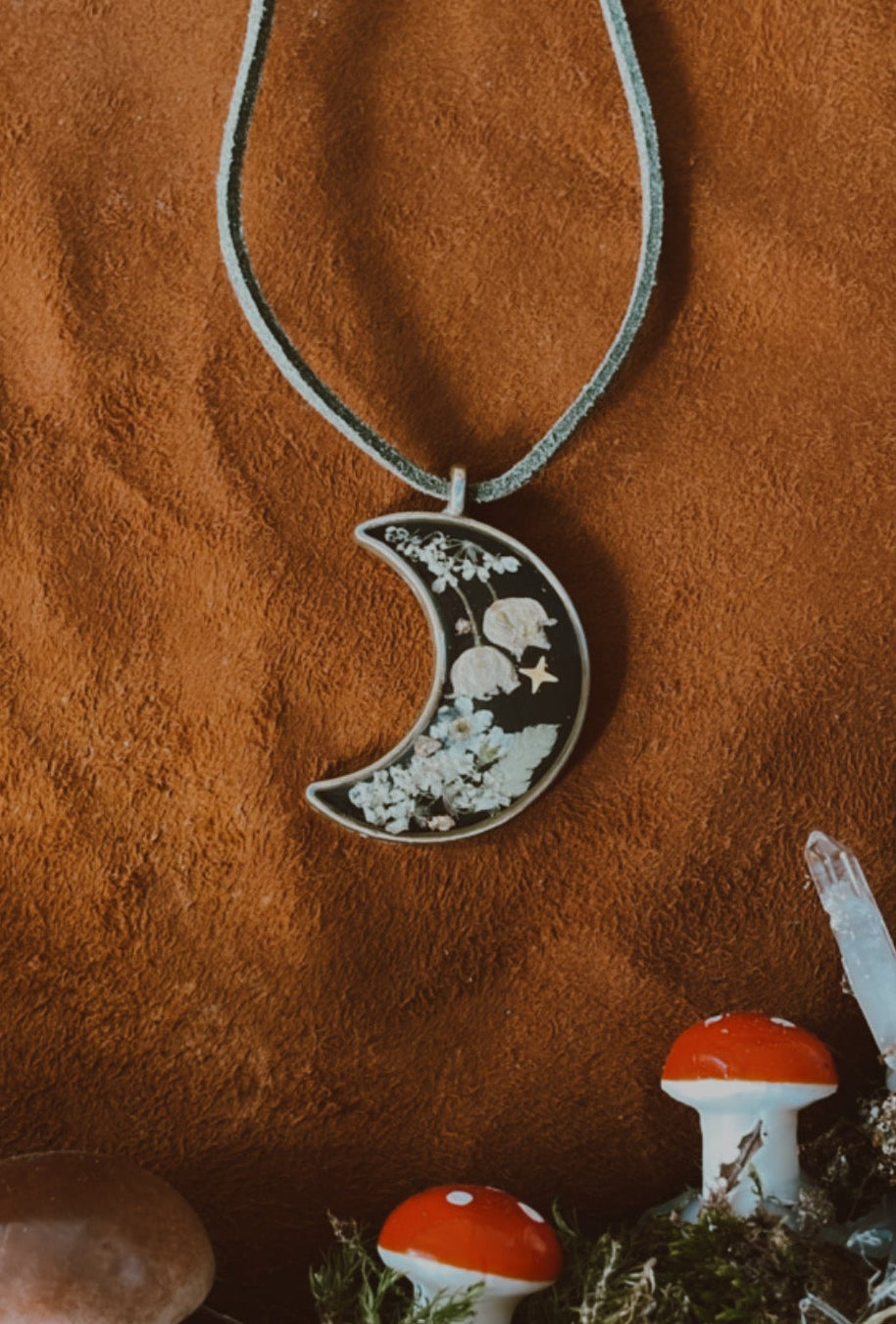 Luna necklace